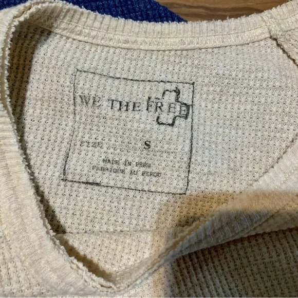 2 We the Free Rocksbility thermal swing long sleeve❤️FINAL SALE❤️ - Picture 13 of 16